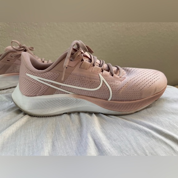 Nike Women’s Sneakers – Size 11 – Mauvy Pink - Picture 5 of 7